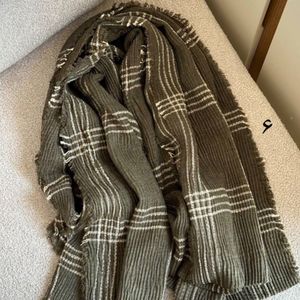 خرید انلاین شال پاییزی دور ریش کد 1190