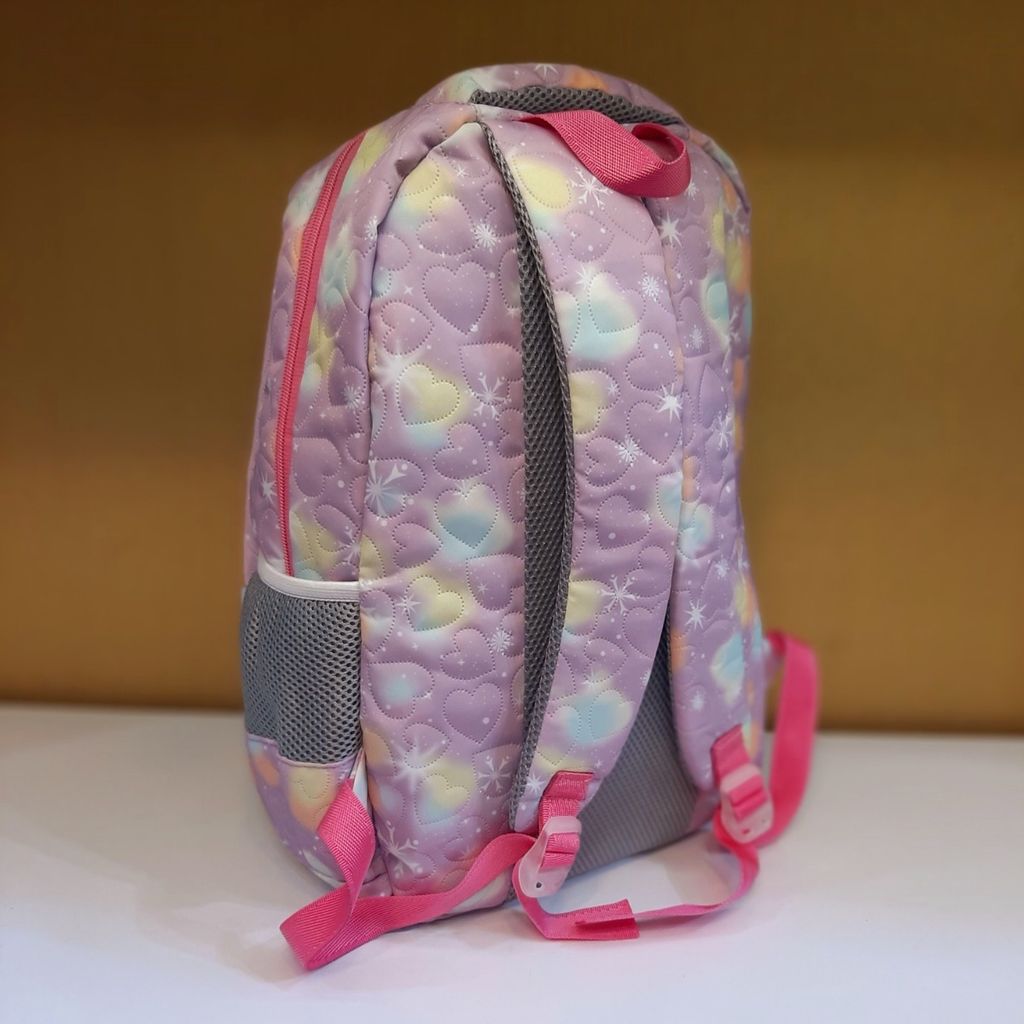 مشخصات کوله پشتی Kuromi طرح برفی