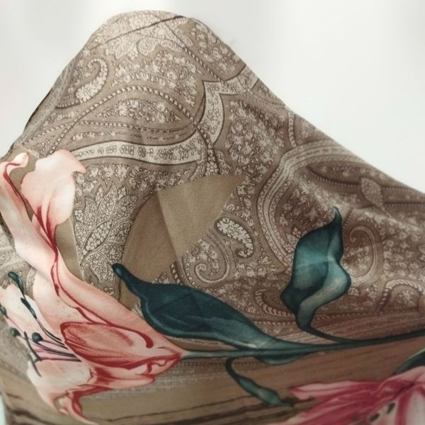 روسری نخ ساتن مجلسی زنانه rs73uu