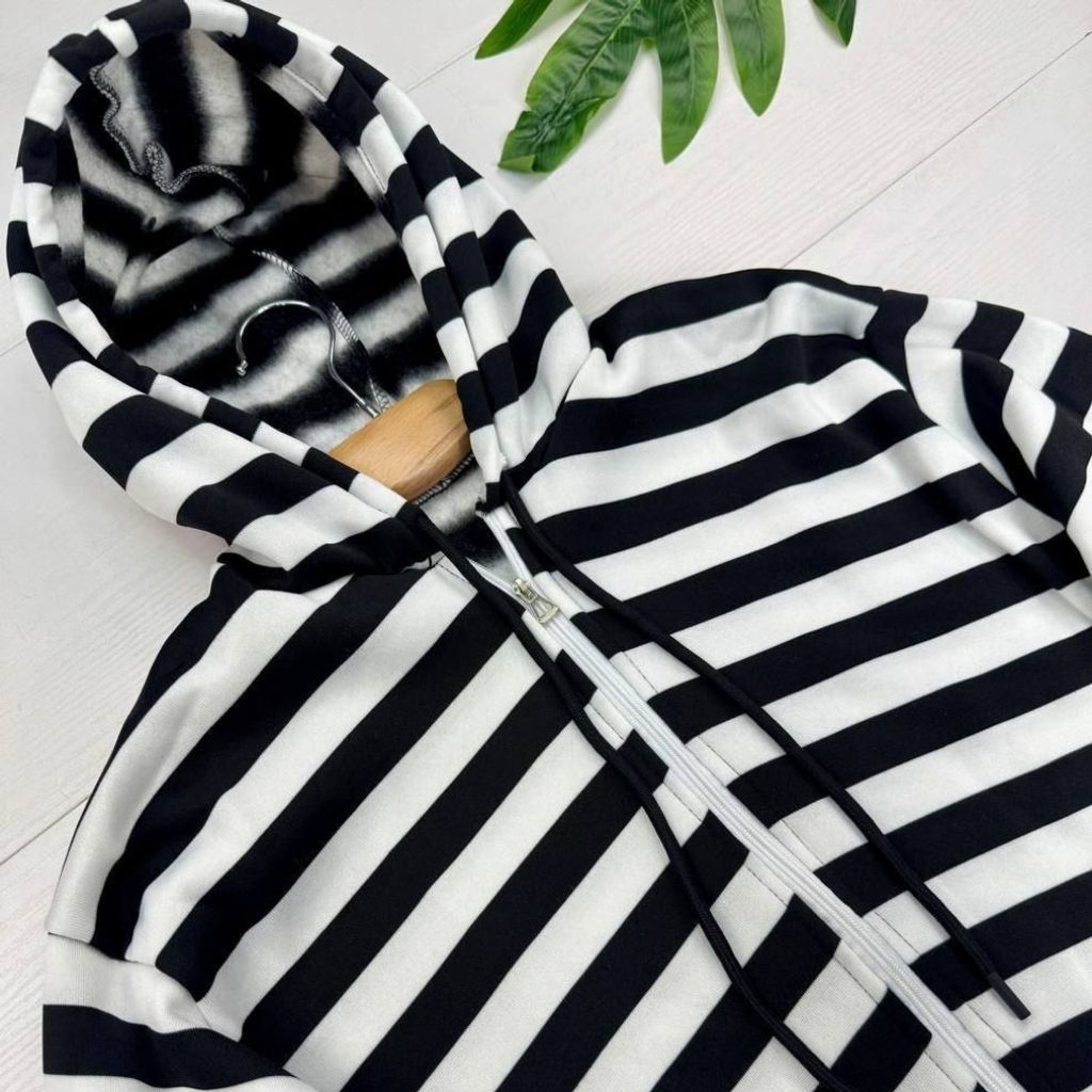 فروش اینترنتی سویشرت زنانه و دخترانه طرح جلو زیپ راه راه