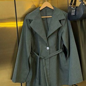 خرید اینترنتی مانتو شنل دیپلمات