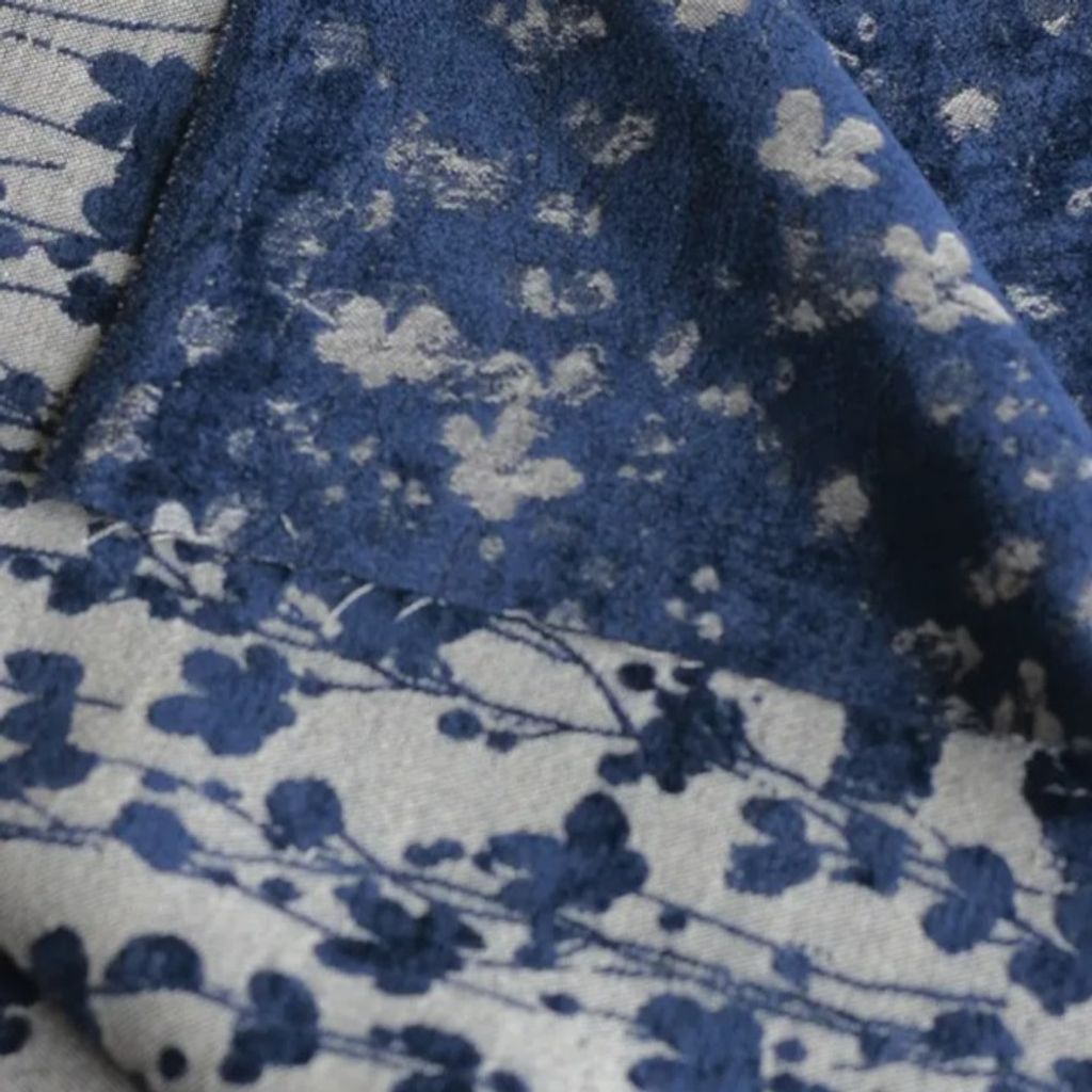 قیمت پارچه شانل مخمل طرحدار