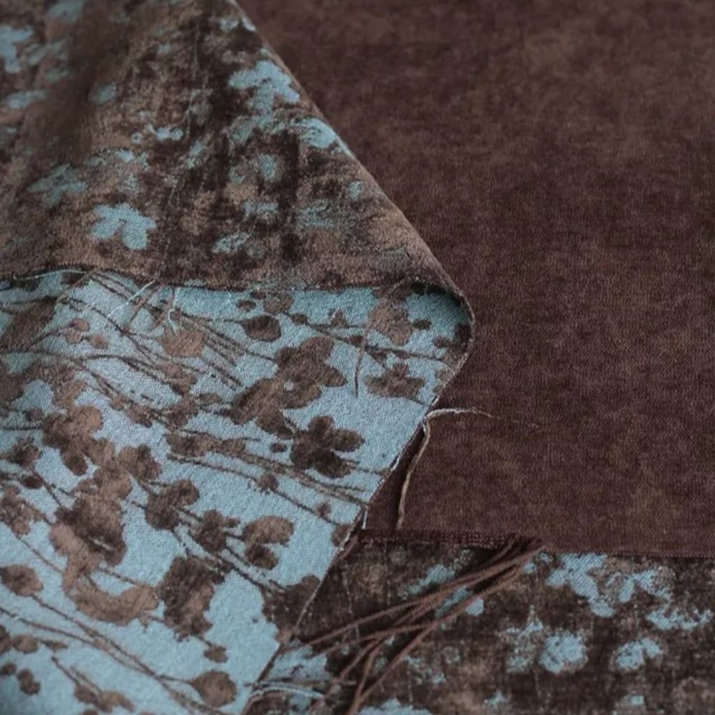 مشخصات پارچه شانل مخمل طرحدار