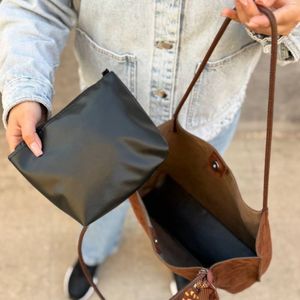 خرید انلاین کیف دوشی سوییت زنانه و دخترانه مدل سولیکا