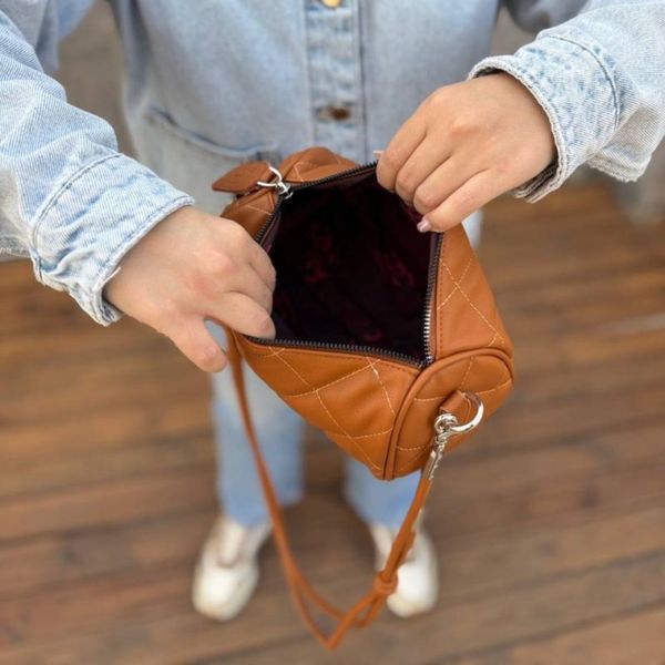 کیف اسپرت زنانه و دخترانه مدل دیلمونا