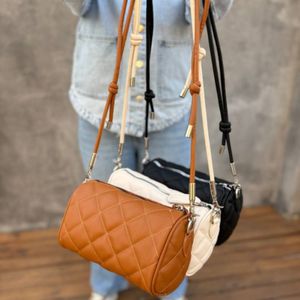 خرید انلاین کیف اسپرت زنانه و دخترانه مدل دیلمونا