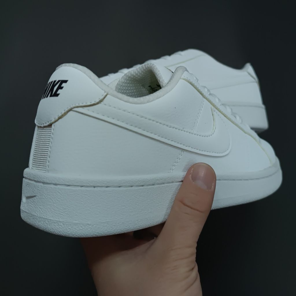 قیمت ارزان کتونی ونس مردانه نایک تمام سفید کیفیت بالا(زیره لاستیک)