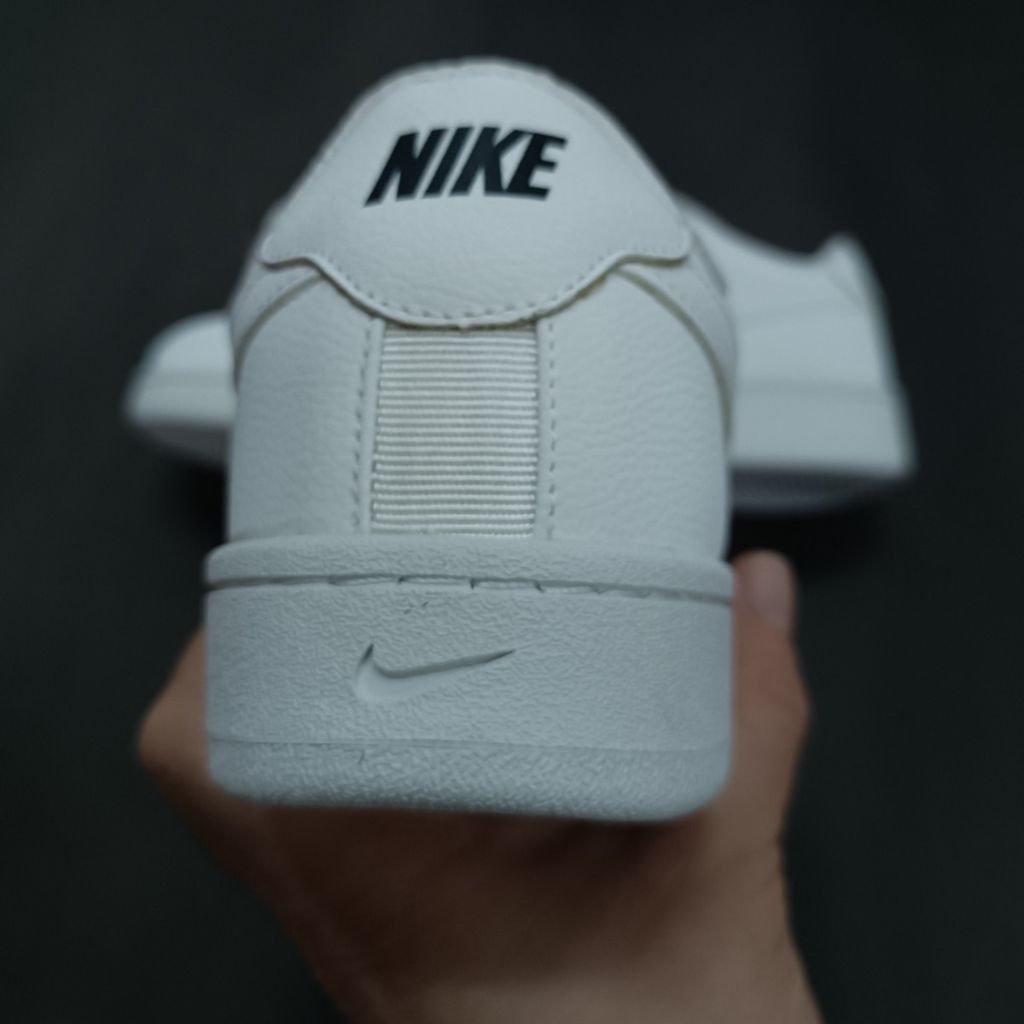 قیمت کتونی ونس مردانه نایک تمام سفید کیفیت بالا(زیره لاستیک)