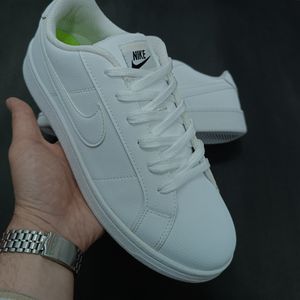 خرید آنلاین کتونی ونس مردانه نایک تمام سفید کیفیت بالا(زیره لاستیک)