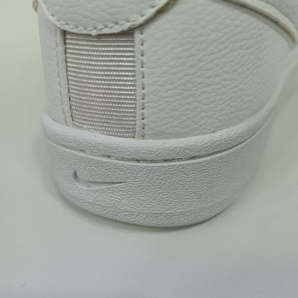 خرید اینترنتی کتونی ونس مردانه نایک تمام سفید کیفیت بالا(زیره لاستیک)