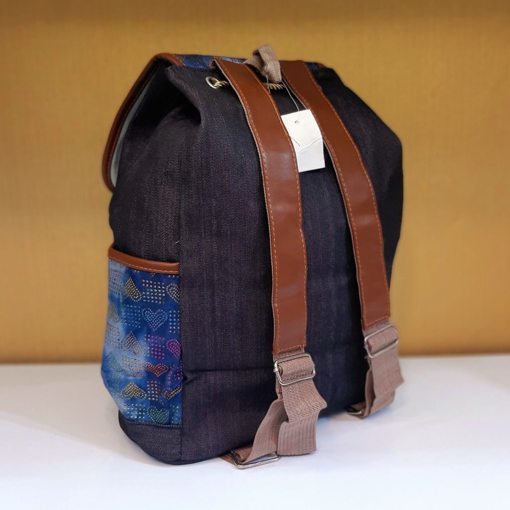 خرید انلاین کوله پشتی جین طرح قلب