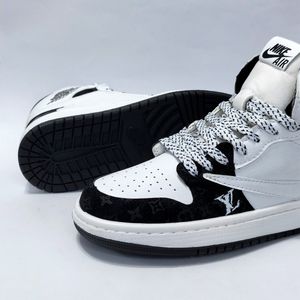 خرید انلاین کتونی ساقدار ترویس ال وی Travis LV