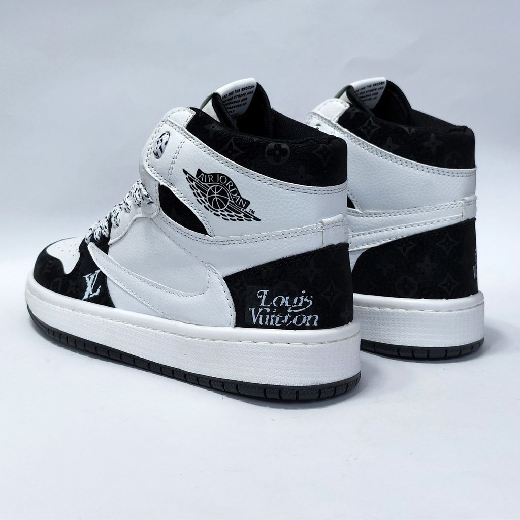 مشخصات کتونی ساقدار ترویس ال وی Travis LV