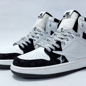 فروش اینترنتی کتونی ساقدار ترویس ال وی Travis LV