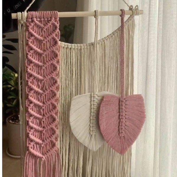 دیوار کوب مکرومه بافی مدل قلبی