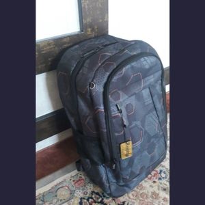 قیمت ارزان کوله پشتی مدرسه طرح شش ضلعی همراه جامدادی برند Respina