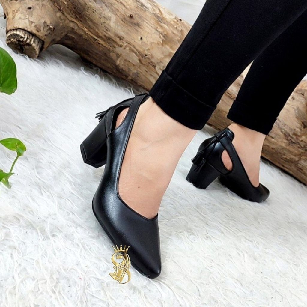 فروش اینترنتی کفش مجلسی زنانه پشت منگوله رنگ نسکافهای و مشکی پاخور شیک