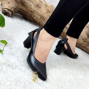 فروش اینترنتی کفش مجلسی زنانه پشت منگوله رنگ نسکافهای و مشکی پاخور شیک