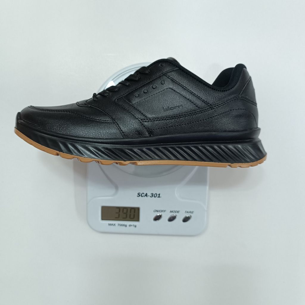 خرید انلاین کتونی مردانه اکو بیوم مشکی کیفیت بالا