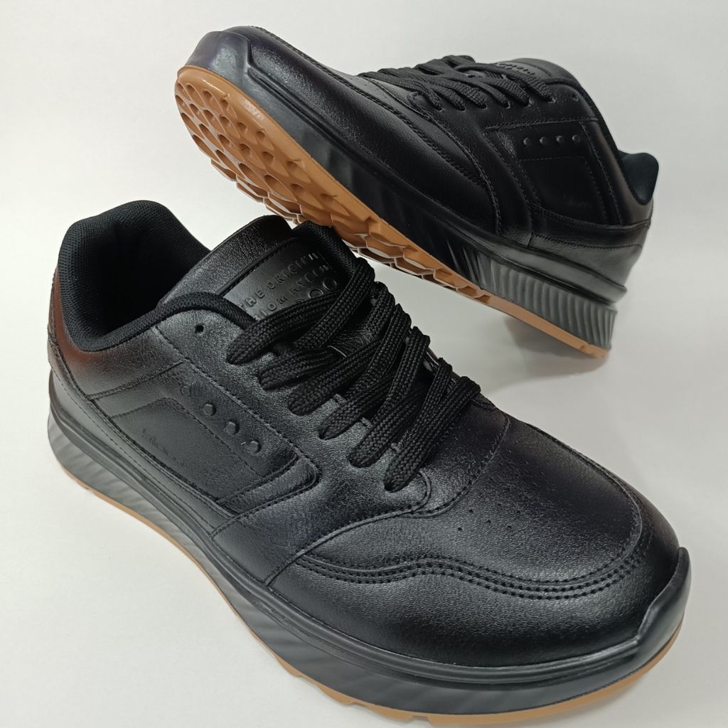 مشخصات کتونی مردانه اکو بیوم مشکی کیفیت بالا