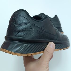 مشخصات کتونی مردانه اکو بیوم مشکی کیفیت بالا