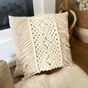 کاور کوسن بافت مکرومه طرح آیلار