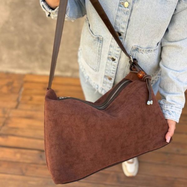 کیف دوشی زنانه و دخترانه مدل مرینو