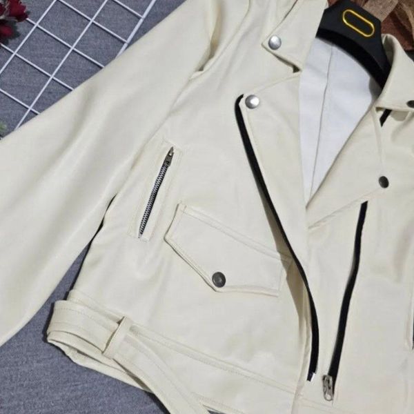 کت چرم زنانه طرح تیلور