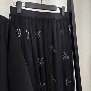 قیمت ارزان ست سه تیکه کت دامن و شال