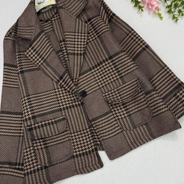 پالتو مانتویی دلتا