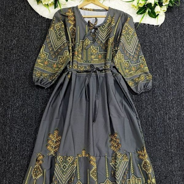 پیراهن ساحلی سنتی