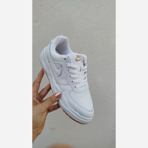 کتونی نایک ایر سفید زنانه