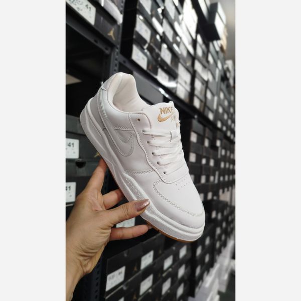 کتونی نایک ایر سفید زنانه