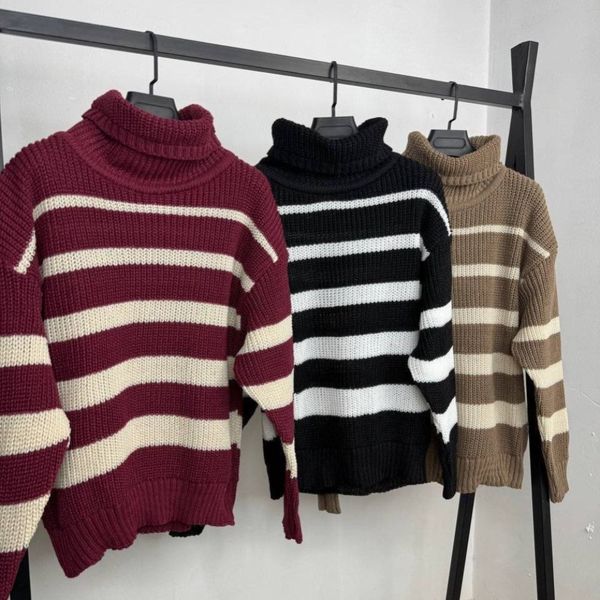 بافت یقه شل راه راه نورا