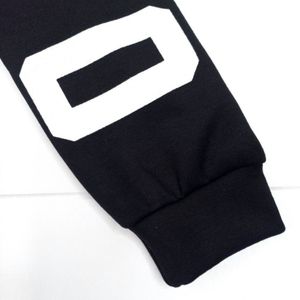 مشخصات هودی شیکاگو نورا