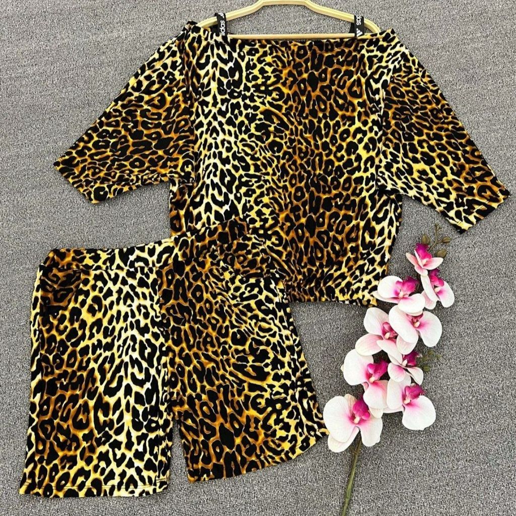 خرید آنلاین ست تونیک و شورتک سابرینا