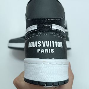 قیمت ارزان کتونی مردانه جردن ال وی ساقدار مشکی سفید کیفیت بالا