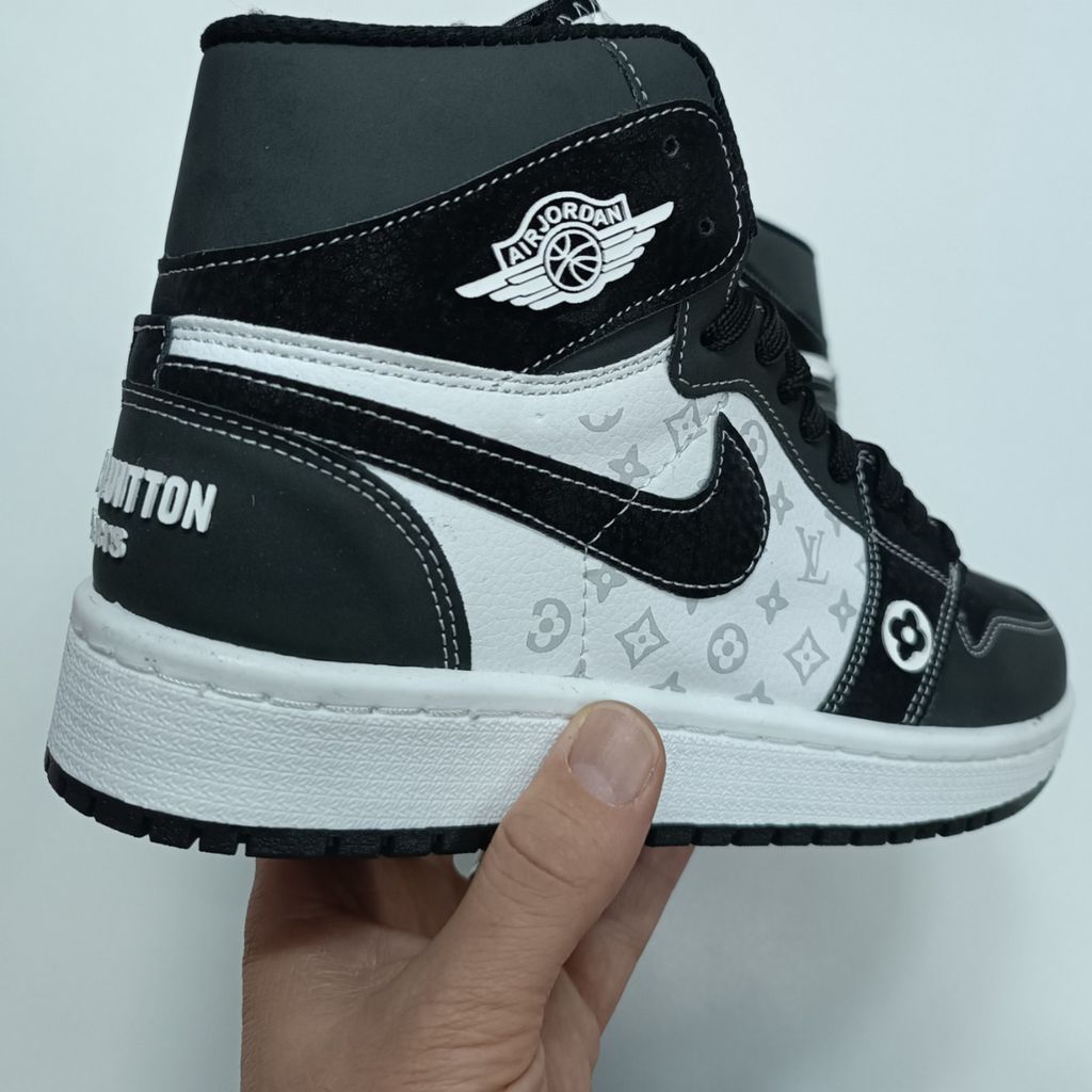 خرید آنلاین کتونی مردانه جردن ال وی ساقدار مشکی سفید کیفیت بالا