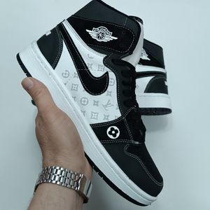 فروش اینترنتی کتونی مردانه جردن ال وی ساقدار مشکی سفید کیفیت بالا