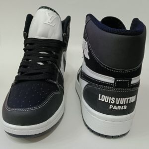 خرید انلاین کتونی مردانه جردن ال وی ساقدار مشکی سفید کیفیت بالا