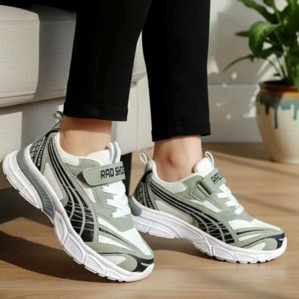 کتونی بچگانه سایز 31 تا 35 طرح و کیفیت عالی پاخور عالی