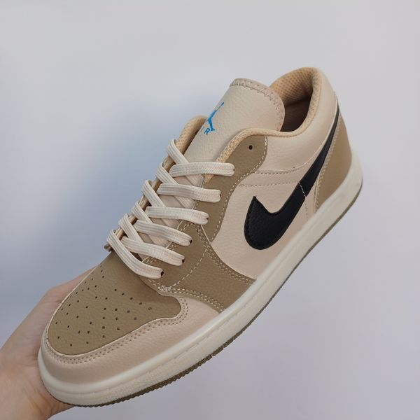 کتونی نایک جردن کرم قهوه ای مردانه