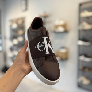 فروش اینترنتی کفش کتونی کشی کلوین کلین قهوه ای زنانه/فروش اقساطی