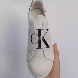 خرید آنلاین کفش کتونی کشی کلوین کلین سفید زنانه/فروش اقساطی