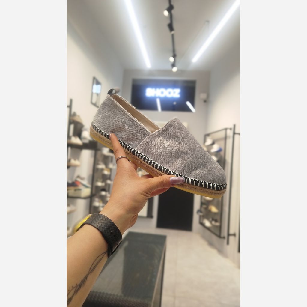 خرید اینترنتی گیوه مردانه طوسی تیره دور دوخت برای تابستان وپیاده روی/فروش اقساطی