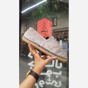 مشخصات گیوه مردانه طوسی تیره دور دوخت برای تابستان وپیاده روی/فروش اقساطی