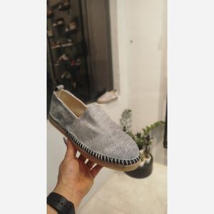 مشخصات گیوه مردانه طوسی تیره دور دوخت برای تابستان وپیاده روی/فروش اقساطی