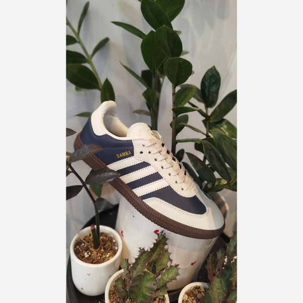 کتونی زنانه آدیداس سامبا