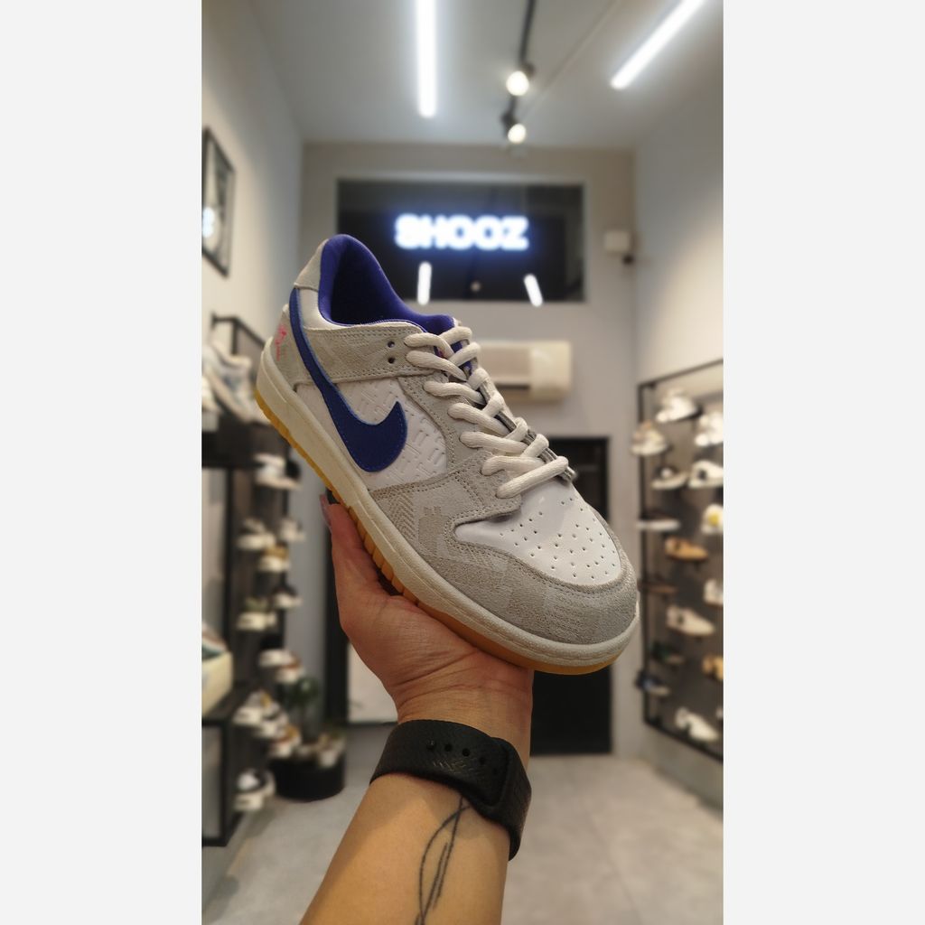 قیمت ارزان کفش کتونی نایک اس بی سفید زرد زنانه /فروش اقساطی