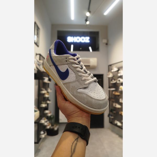 کفش کتونی نایک اس بی سفید زرد زنانه